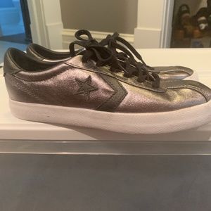 Converse metallic tennis shoes